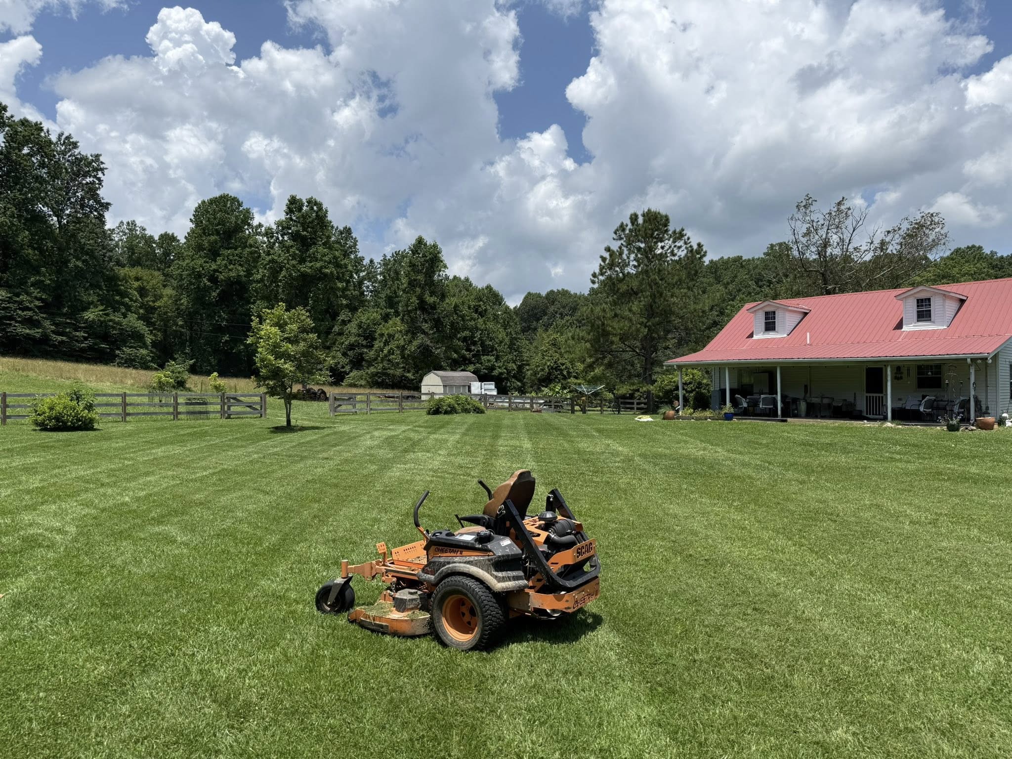 Beautifully striped lawn by Williams' Complete Lawncare